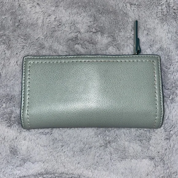 SOLD Kate Spade snap closure wallet - Picture 2 of 9